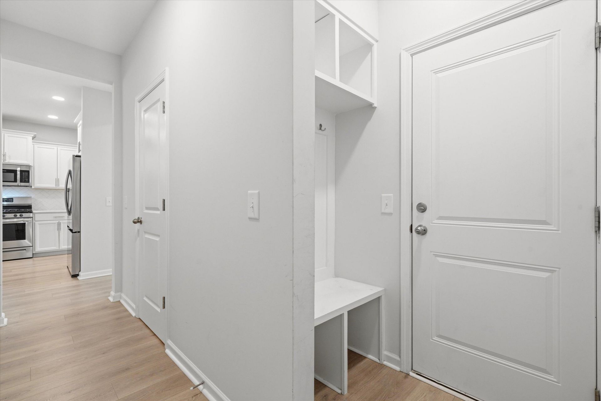 8646 Windsor Hill Boulevard Photo 25
