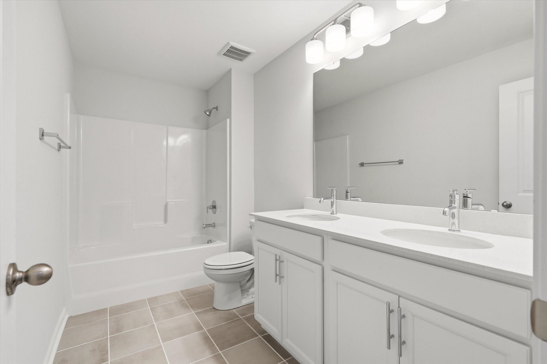 8646 Windsor Hill Boulevard Photo 32