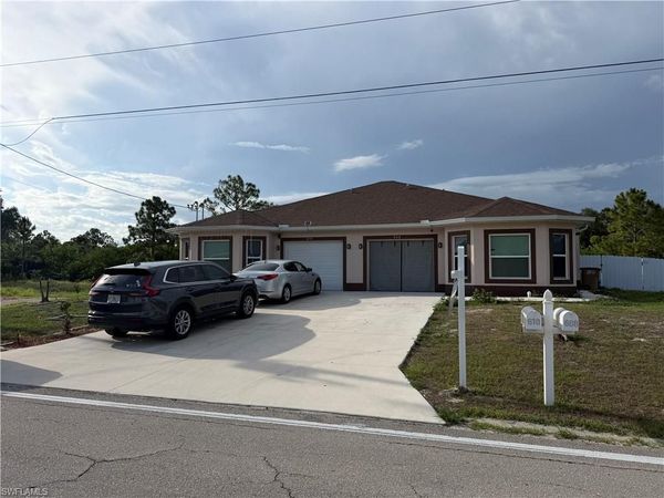 610 W 12th ST , LEHIGH ACRES, FL 33972