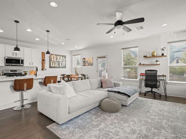 5160 N A W Grimes BLVD, Unit 125, Round Rock, TX 78665