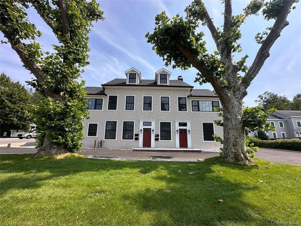 150 Main Street , Unit 1, Huntington, NY 11743