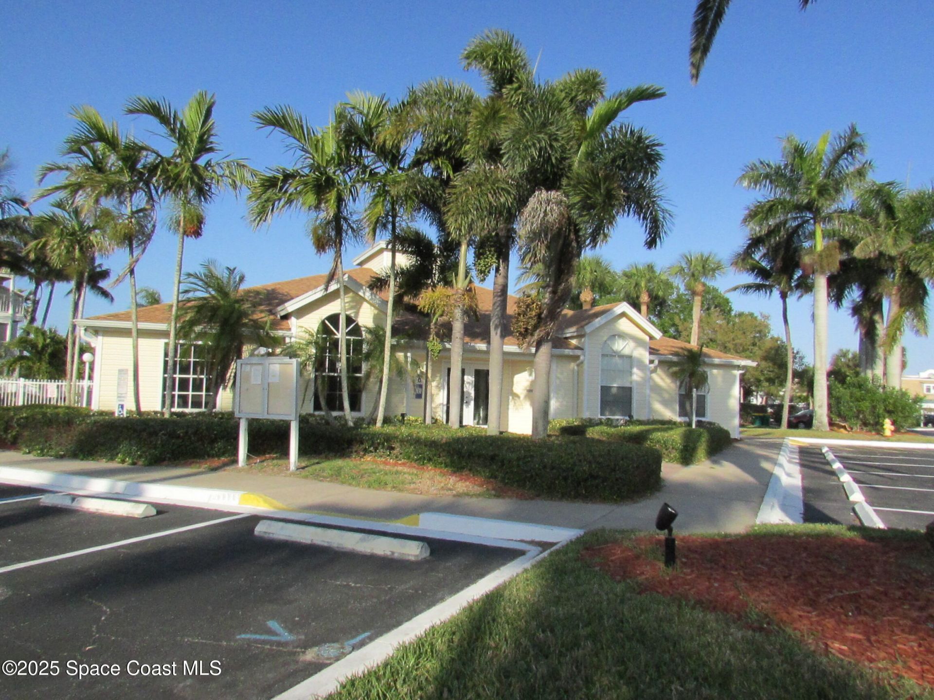 1850 Charlesmont Drive, Unit 7118, Melbourne, FL 32903 Photo