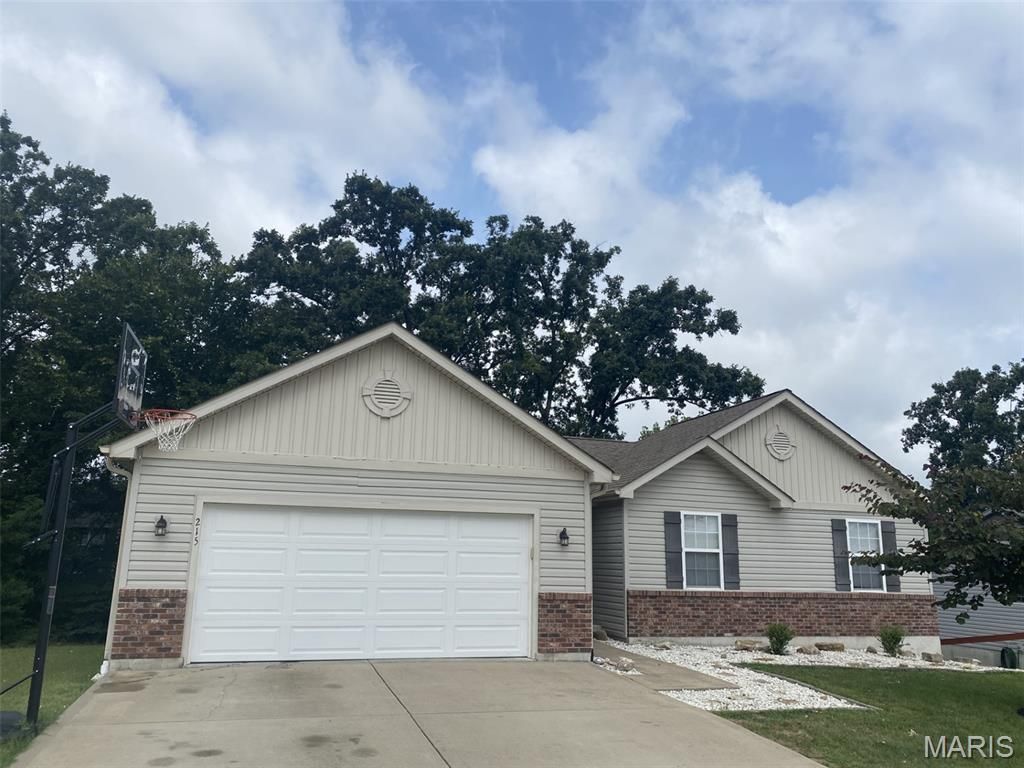 215 Cynthia Drive , Truesdale, MO 63380 Main Photo
