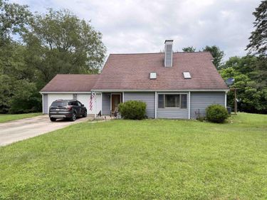 220 Red Oak Lane, Elkins, WV 26241