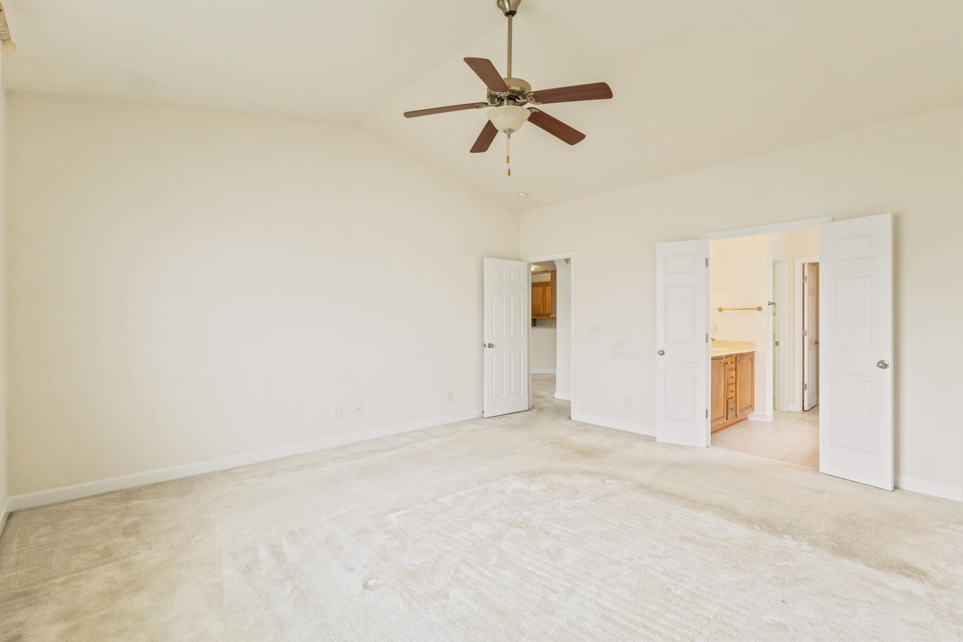 545 Miromar Way  Photo 21