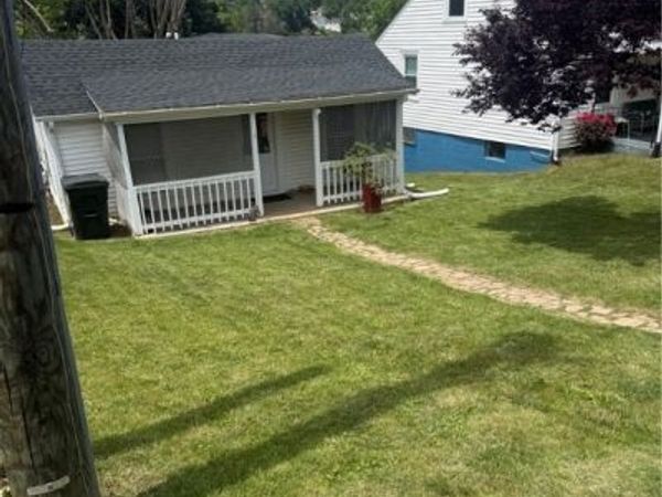612 C Street, Staunton, VA 24401