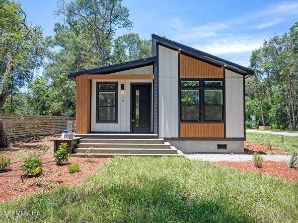 779 MCSWAIN Road, Fernandina Beach, FL 32034