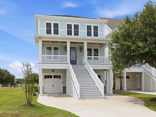 206 Back Street, Newport, NC 28570