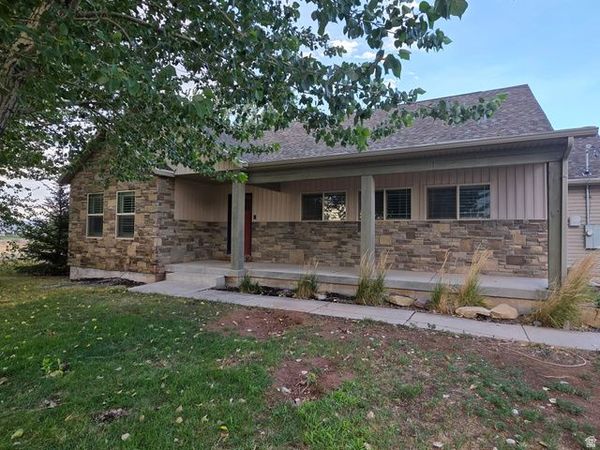 3147 S VERNAL AVE AVE, Vernal, UT 84078