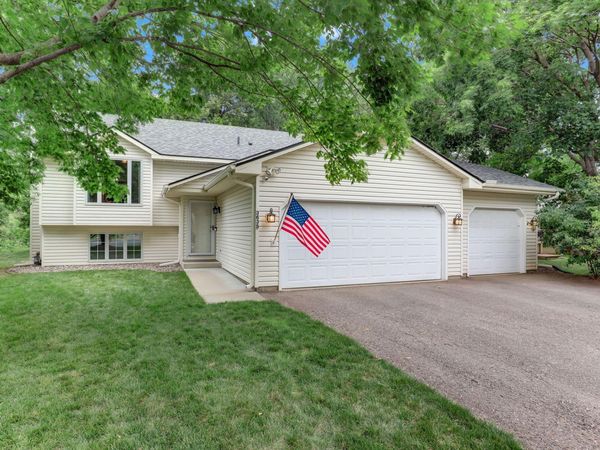 3635 Blue Jay Court, Eagan, MN 55123