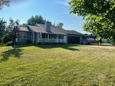 4038 Wells Lake Way, Faribault, MN 55021