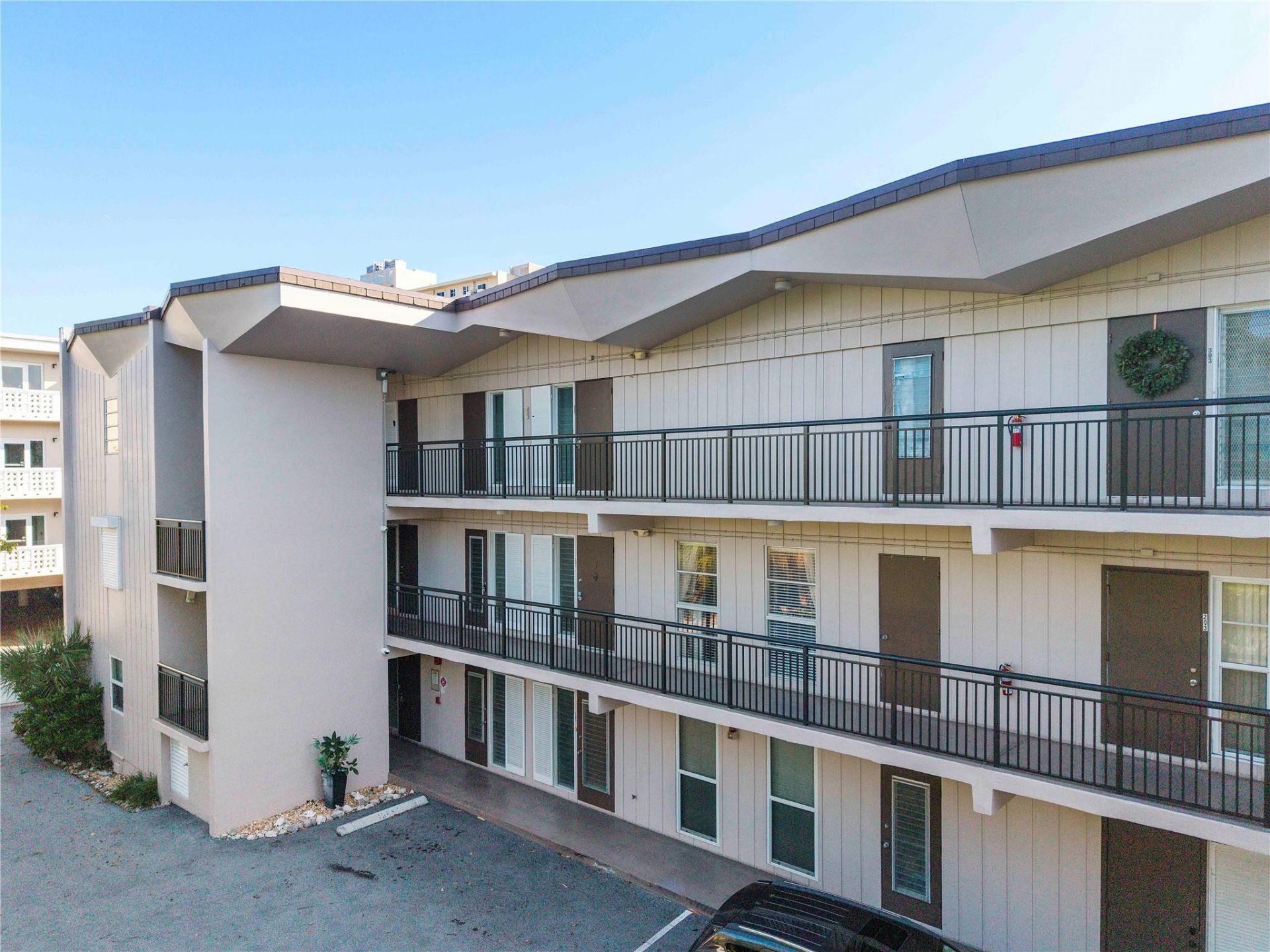 1967 S Ocean Boulevard, Unit 201, Pompano Beach, FL 33062 Photo