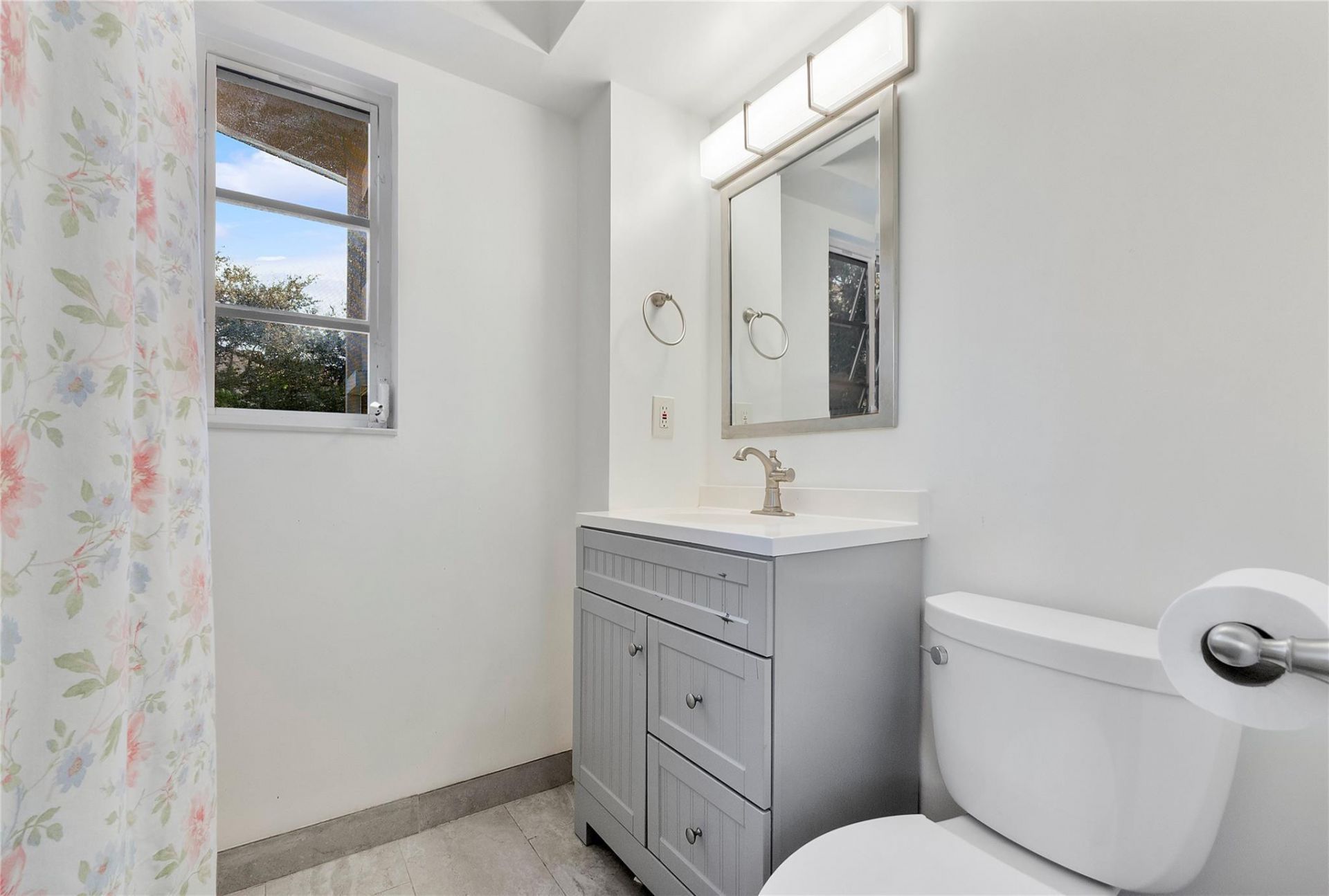 1967 S Ocean Boulevard, Unit 201, Pompano Beach, FL 33062 Photo