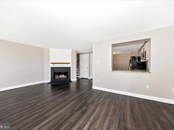 572 HOLLYBERRY WAY , FREDERICK, MD 21703