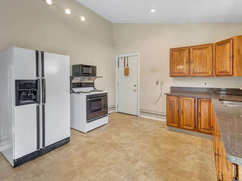 1210 Dixie Court, Cincinnati, OH 45215 Photo 19