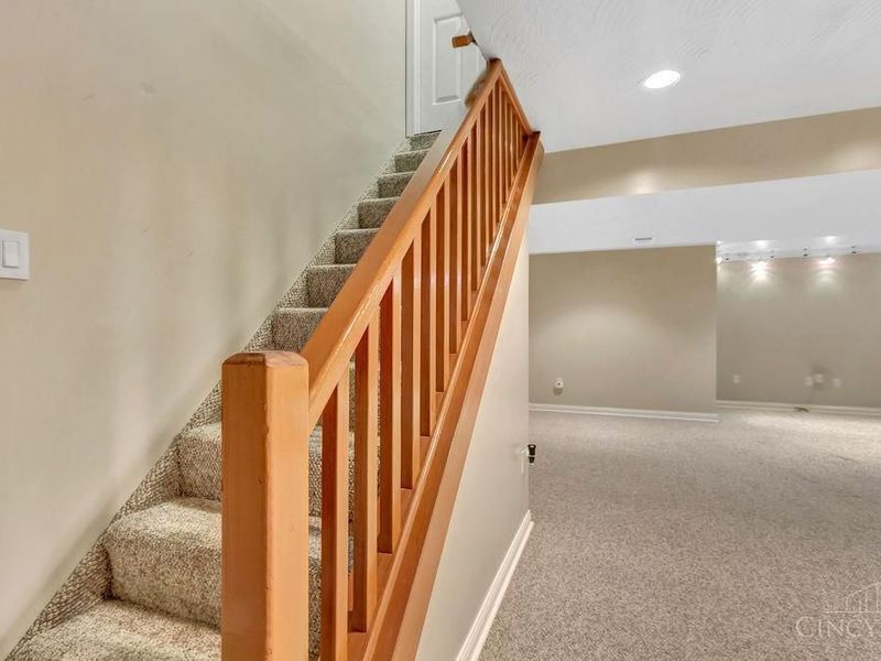 1210 Dixie Court, Cincinnati, OH 45215 Photo 31