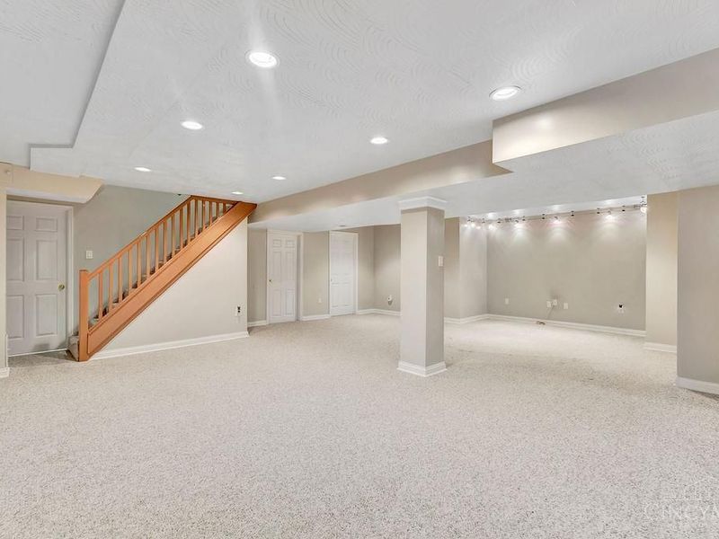 1210 Dixie Court, Cincinnati, OH 45215 Photo 32