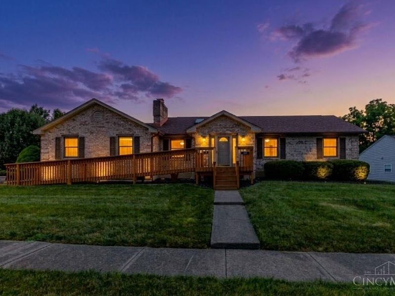 1210 Dixie Court, Cincinnati, OH 45215 Photo 6