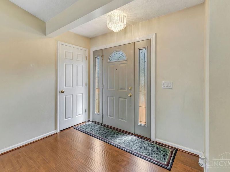 1210 Dixie Court, Cincinnati, OH 45215 Photo 7