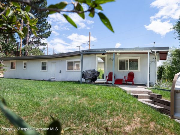 8 Navajo Street, New Castle, CO 81647