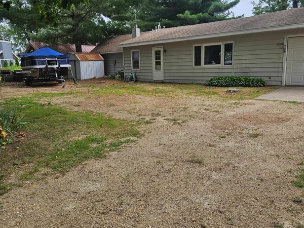 W5821 Lake Street, Packwaukee, WI 53953
