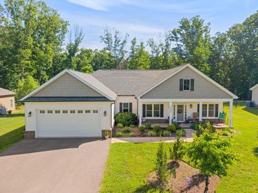 1240 Gladden Circle, Forest, VA 24551