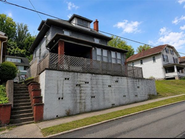 3423 Elm Street , Weirton, WV 26062
