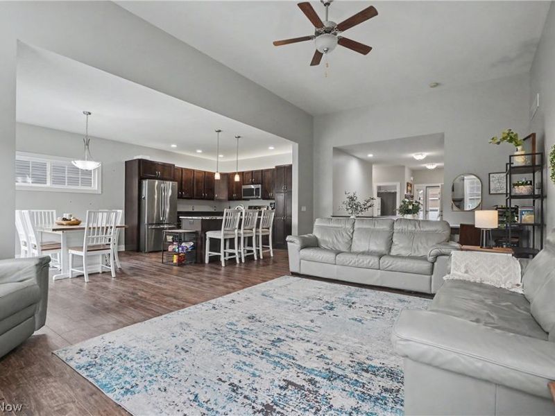 341 Alexis Lane, Canal Fulton, OH 44614 Photo 10