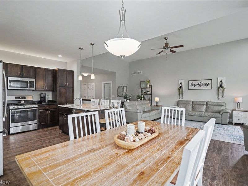 341 Alexis Lane, Canal Fulton, OH 44614 Photo 17