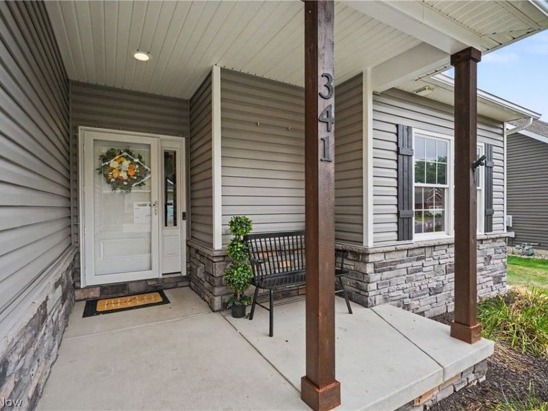 341 Alexis Lane, Canal Fulton, OH 44614 Photo 3