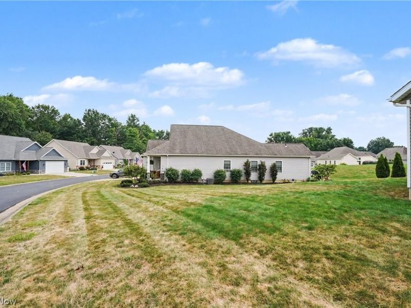 341 Alexis Lane, Canal Fulton, OH 44614 Photo 5