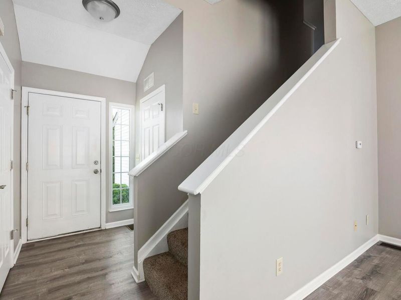 8515 Old Ivory Way, Blacklick, OH 43004 Photo 2
