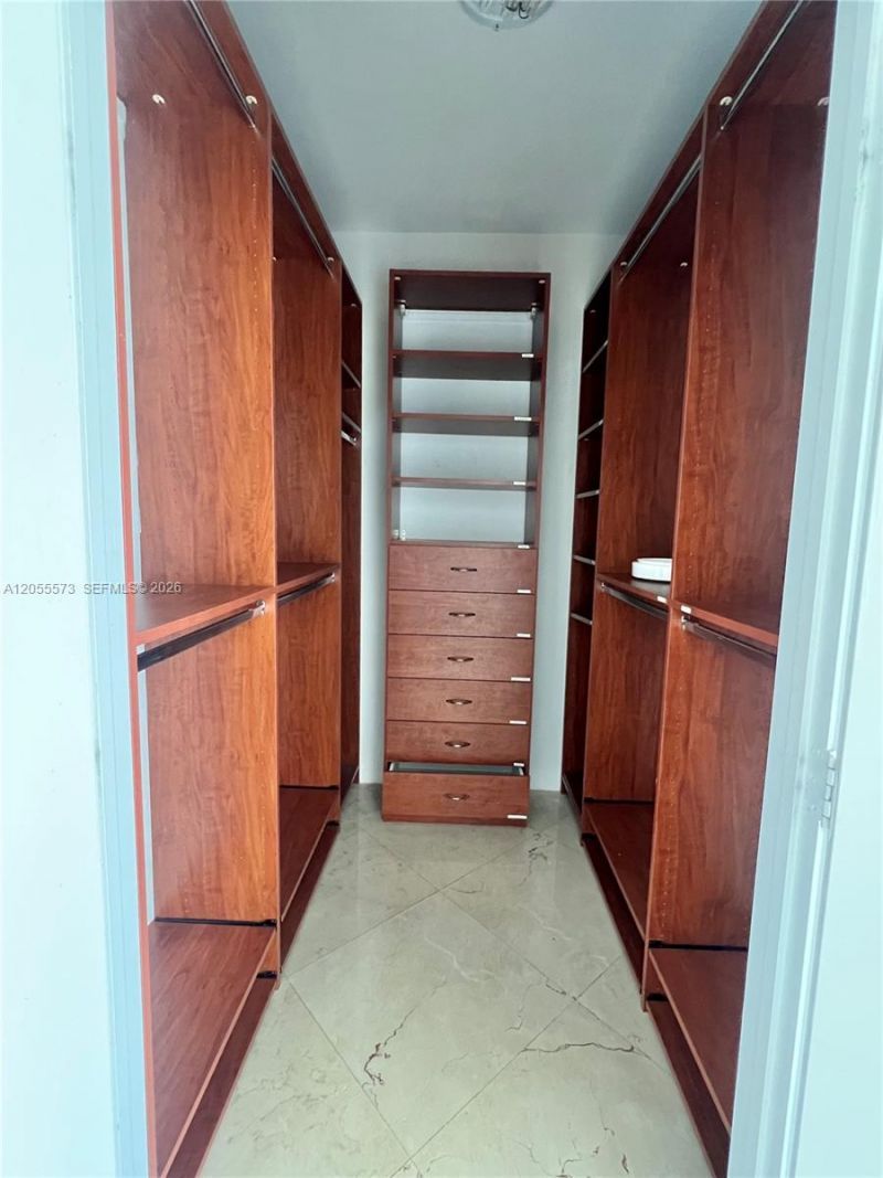 601 NE 36th St, Unit 1307, Miami, FL 33137 Photo
