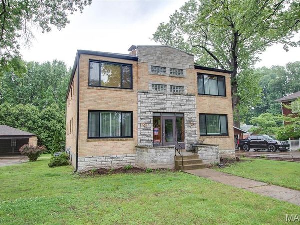 1209 Logan , Alton, IL 62002