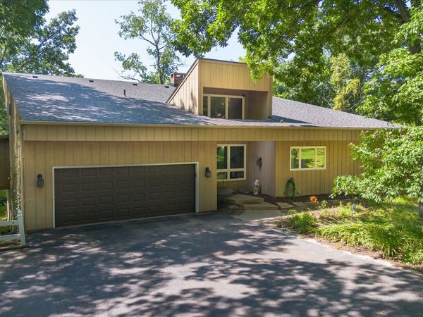 605 Sherwood Glen , Princeton, IL 61356