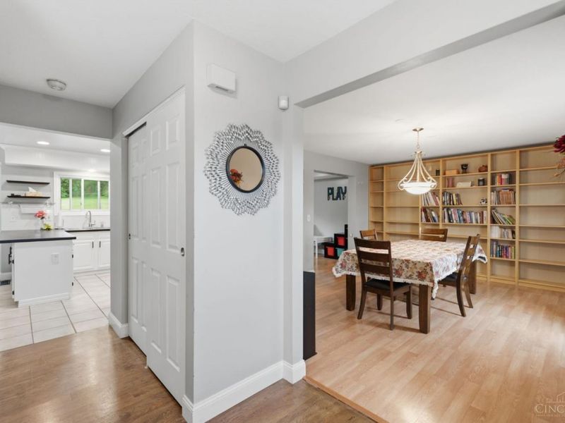 7818 Hollow Oak Court, West Chester, OH 45069 Photo 6
