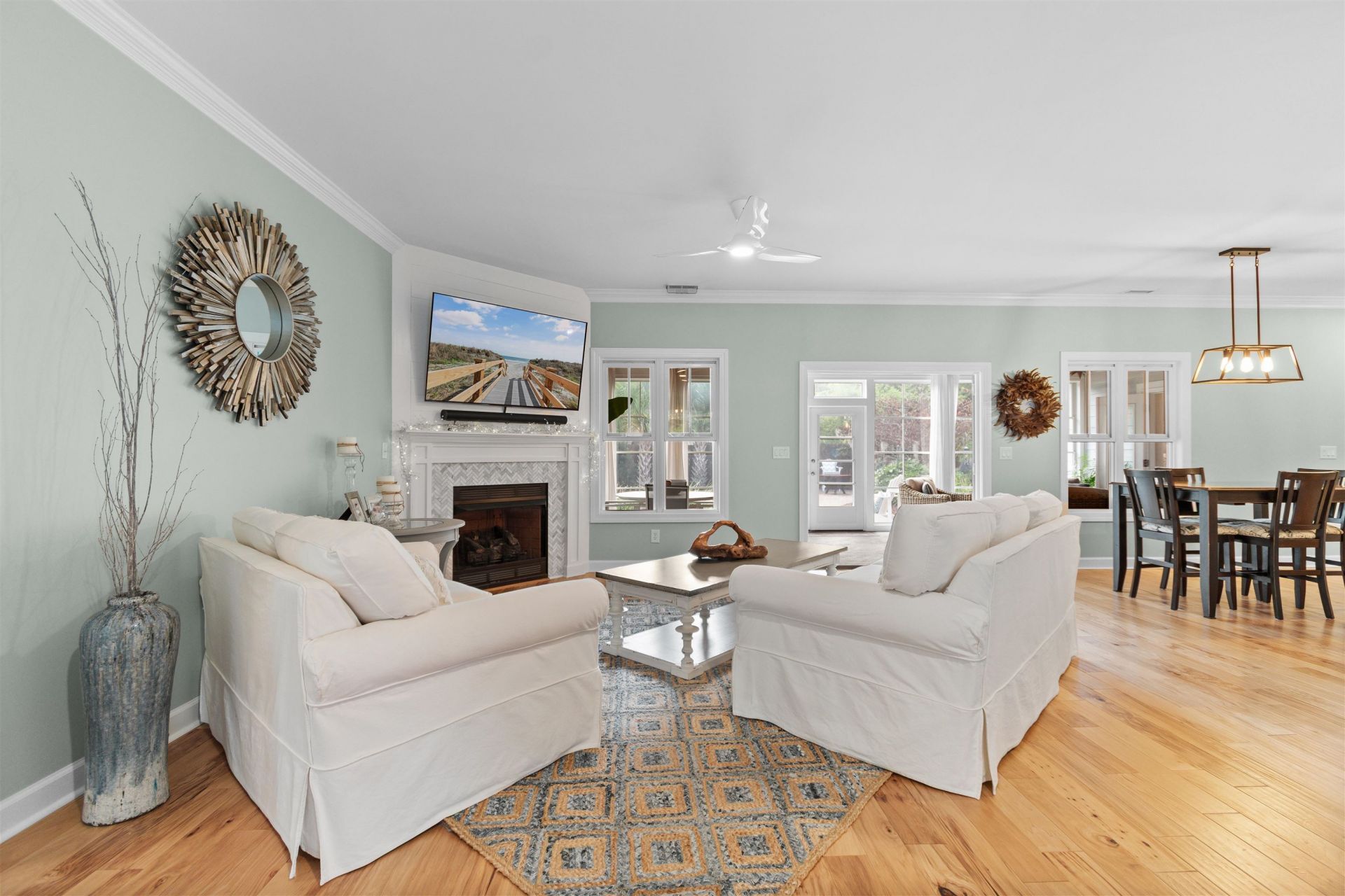 113 Wicklow Way Photo 13