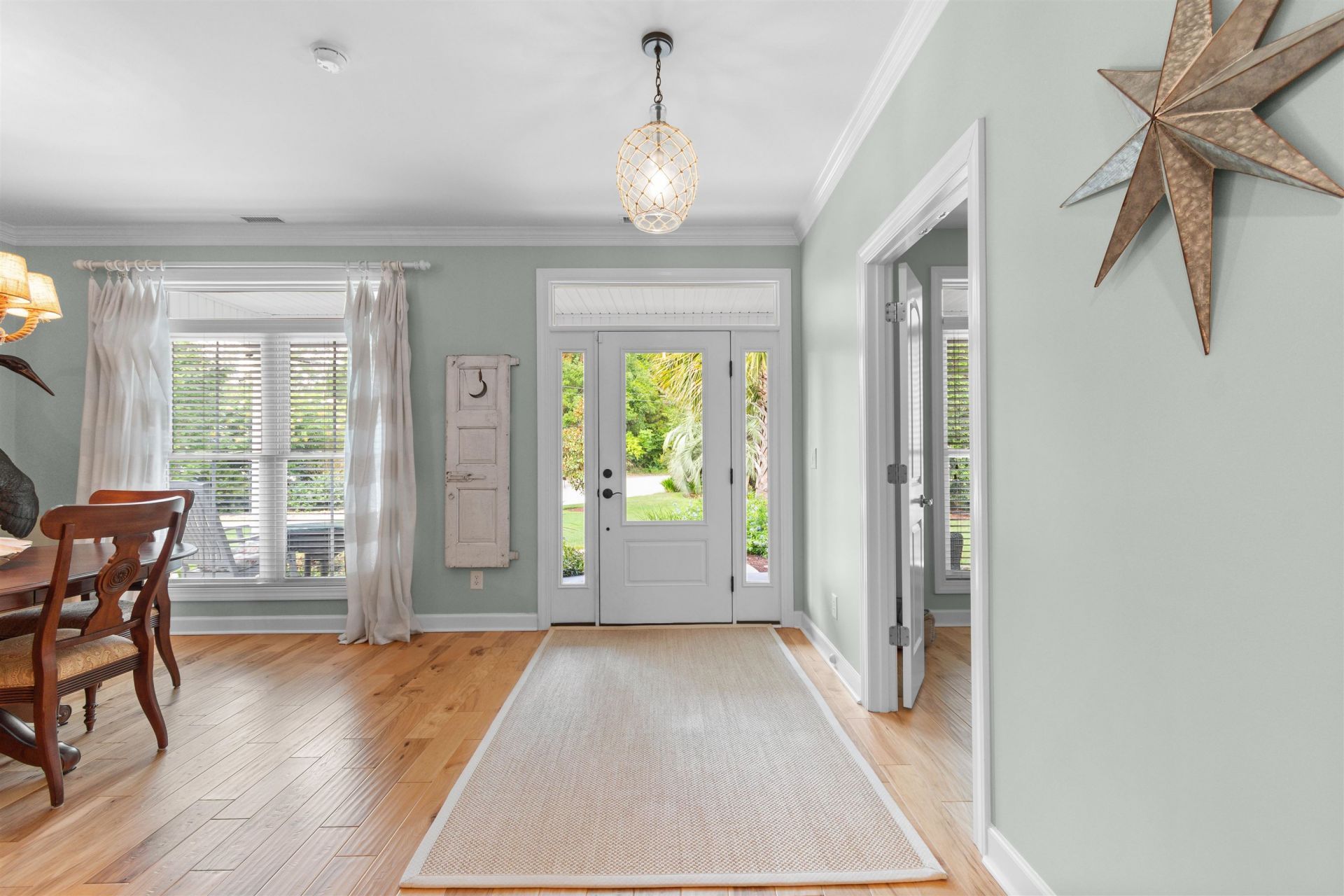 113 Wicklow Way Photo 6