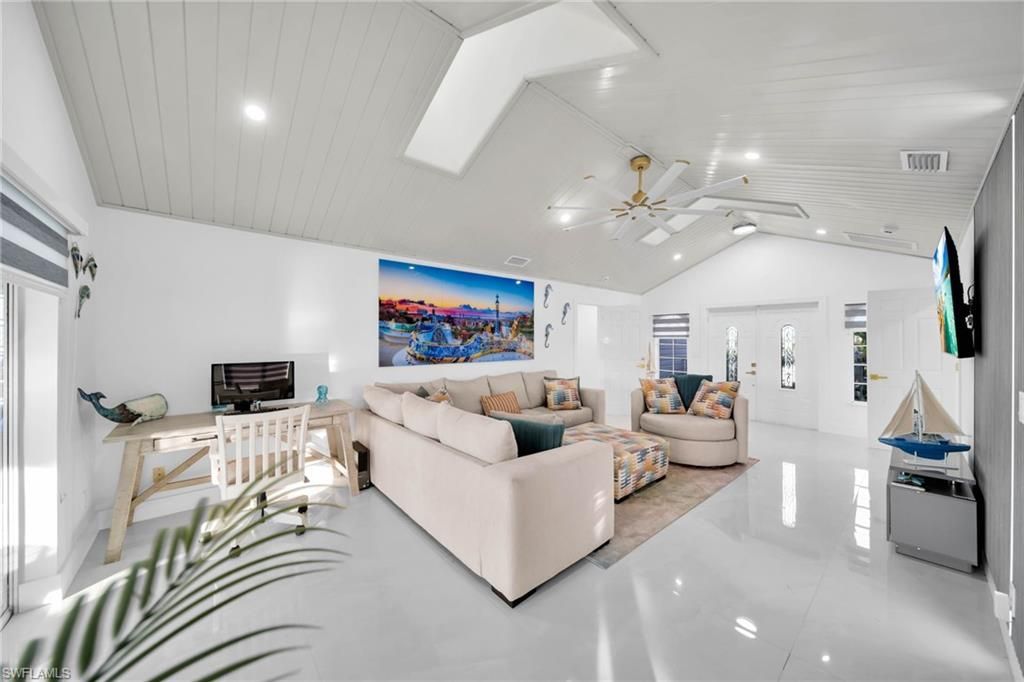 261 Egret St, Fort Myers Beach, FL 33931 Photo