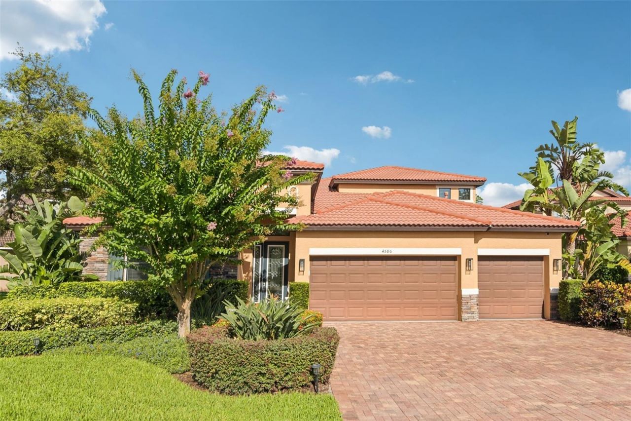 4586 Grand Lakeside Drive, Palm Harbor, FL 34684 Photo