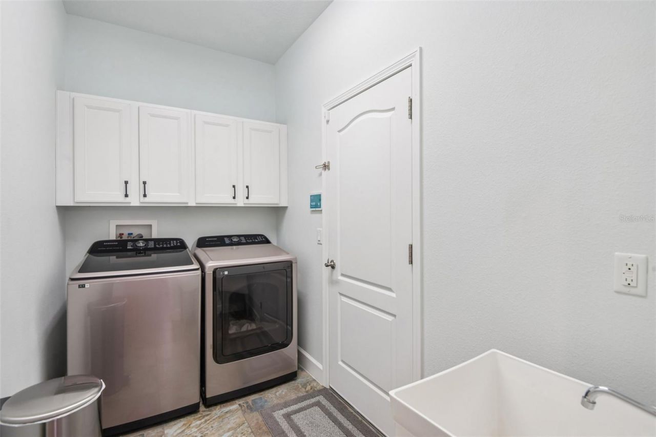 4586 Grand Lakeside Drive, Palm Harbor, FL 34684 Photo