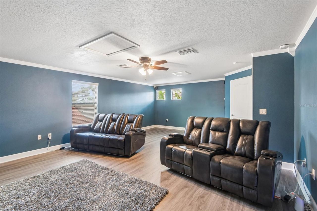 4586 Grand Lakeside Drive, Palm Harbor, FL 34684 Photo