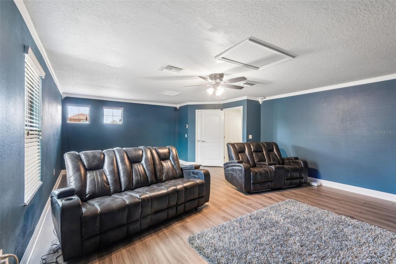 4586 Grand Lakeside Drive, Palm Harbor, FL 34684 Photo