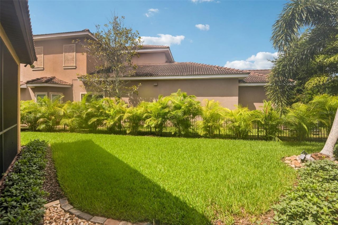 4586 Grand Lakeside Drive, Palm Harbor, FL 34684 Photo