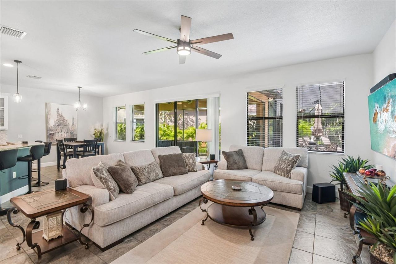 4586 Grand Lakeside Drive, Palm Harbor, FL 34684 Photo