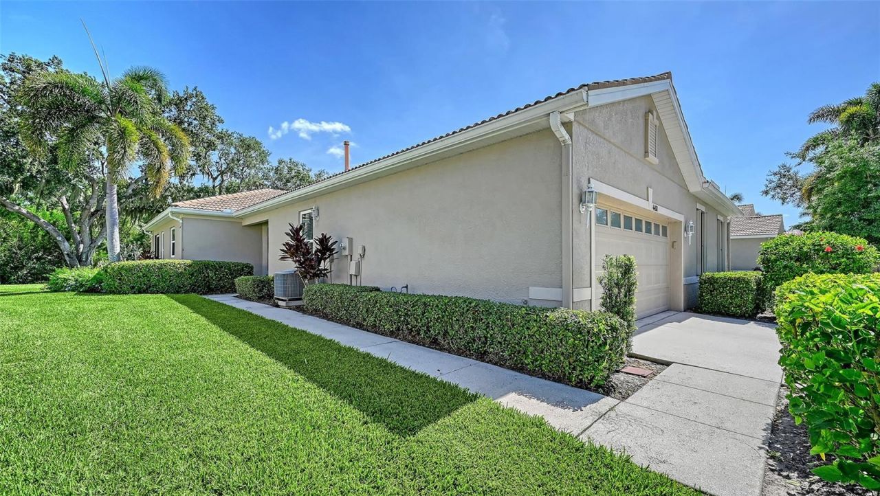 4451 Kariba Lake Terrace, Sarasota, FL 34243 Photo