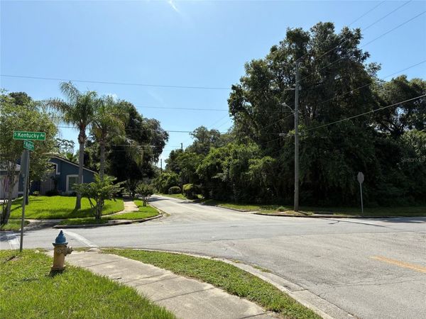 401 S KENTUCKY AVENUE , DELAND, FL 32724