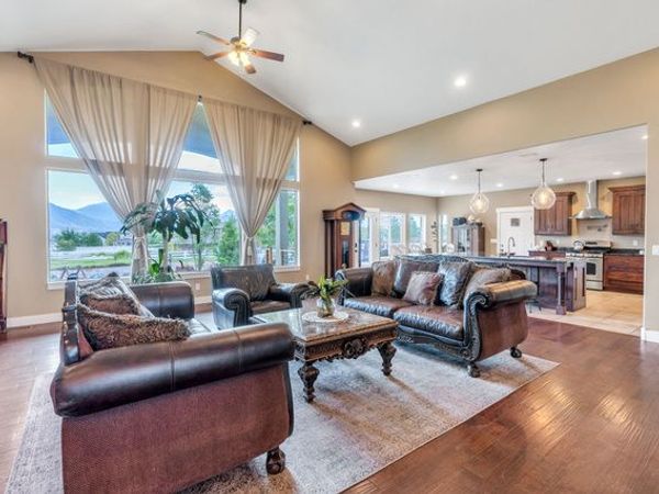 13807 S ASHERWOODS CV, Bluffdale, UT 84065