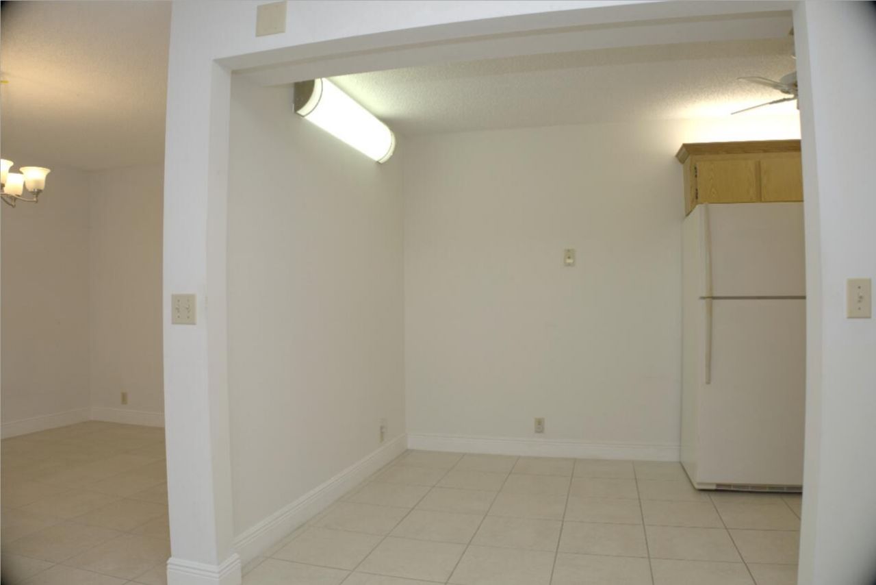 815 Sky Pine Way, Unit D2, Greenacres, FL 33415 Photo