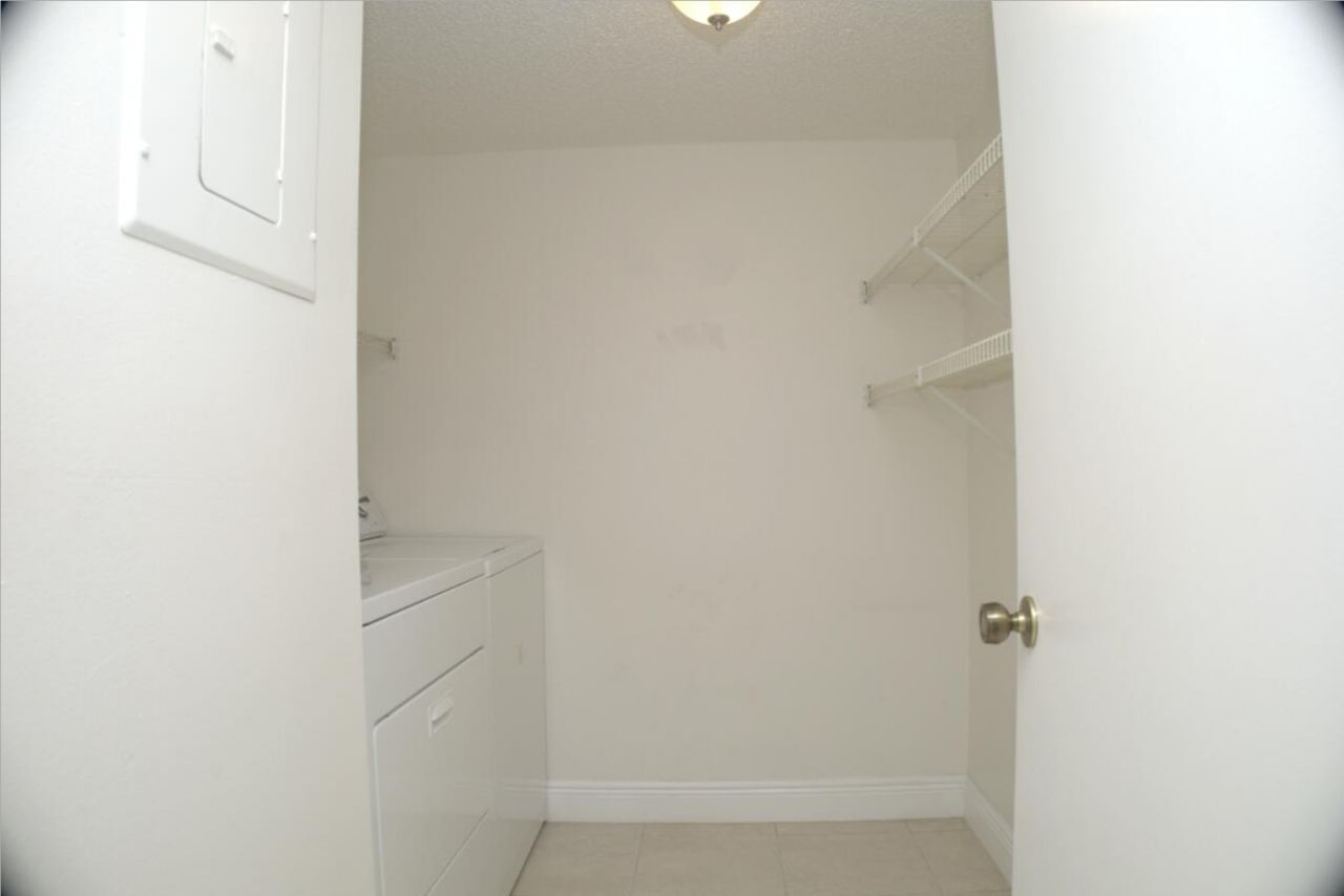 815 Sky Pine Way, Unit D2, Greenacres, FL 33415 Photo